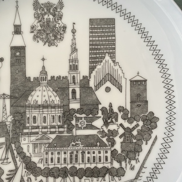 Vintage Bing & Grondahl Copenhagen Denmark Ceramic Plate - Picture 4 of 13